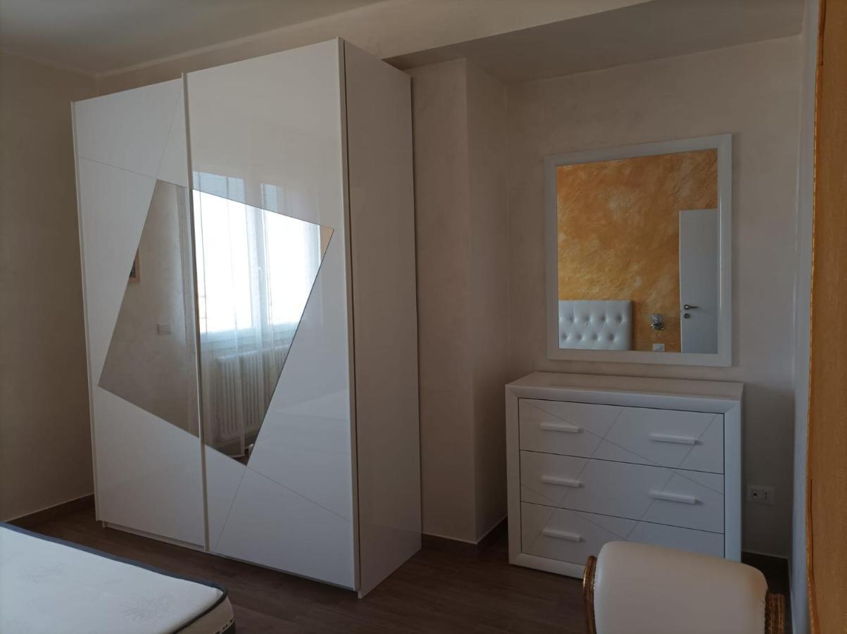 Casa Micaela Apartment คิออกเจีย ภายนอก รูปภาพ